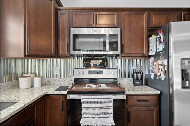 2949 Lancelot Ln, Clarksville, TN 37040
