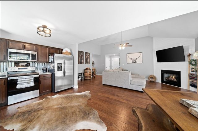 2949 Lancelot Ln, Clarksville, TN 37040