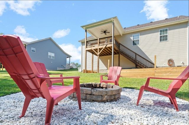 2949 Lancelot Ln, Clarksville, TN 37040