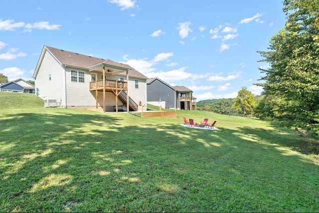 2949 Lancelot Ln, Clarksville, TN 37040
