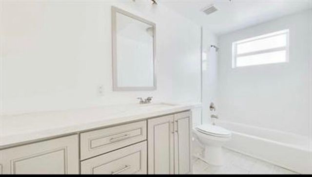 930 N 14th Court 9, Hollywood, FL 33020