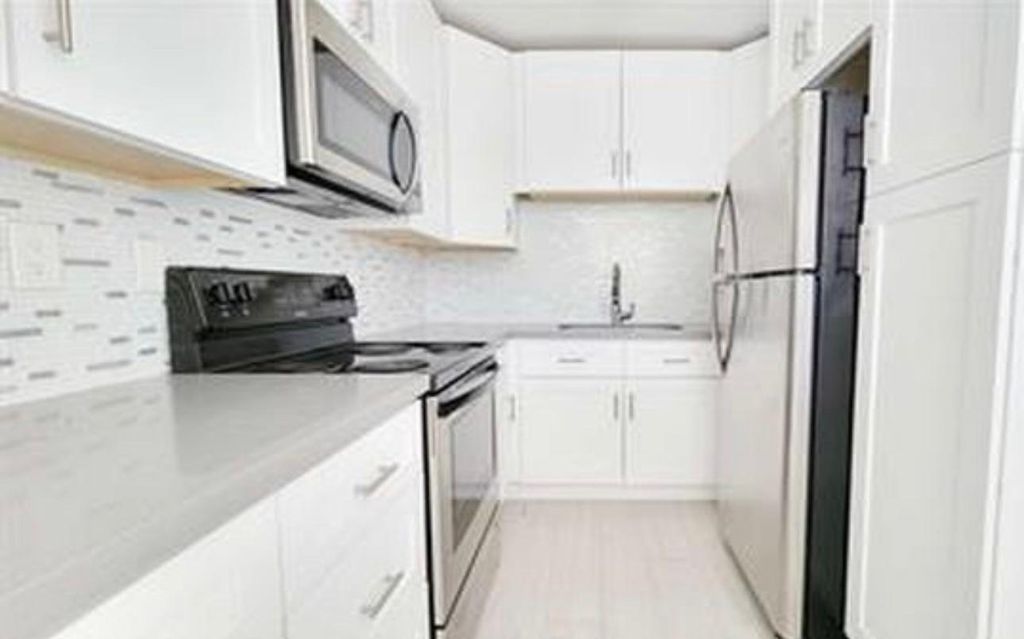 930 N 14th Court 9, Hollywood, FL 33020