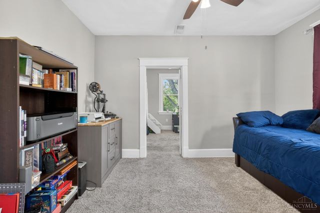 273 E Plane Street, Bethel, OH 45106