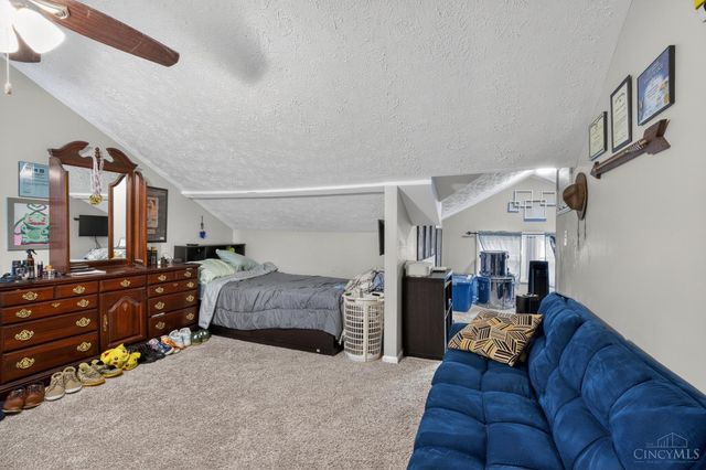 273 E Plane Street, Bethel, OH 45106