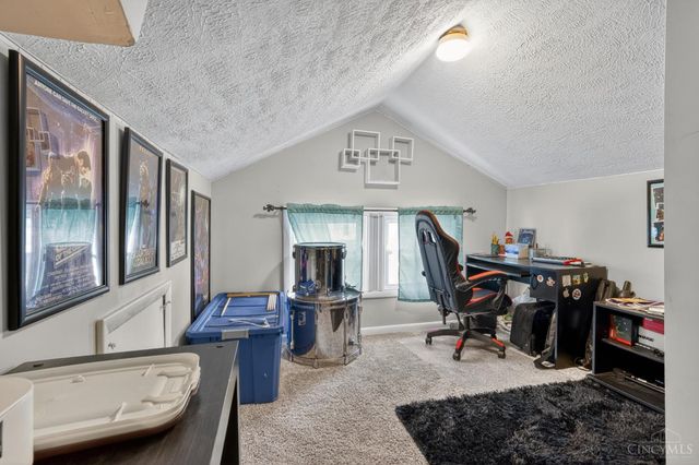 273 E Plane Street, Bethel, OH 45106