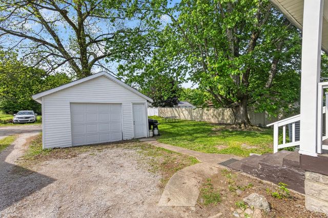 273 E Plane Street, Bethel, OH 45106