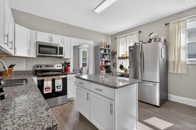 273 E Plane Street, Bethel, OH 45106