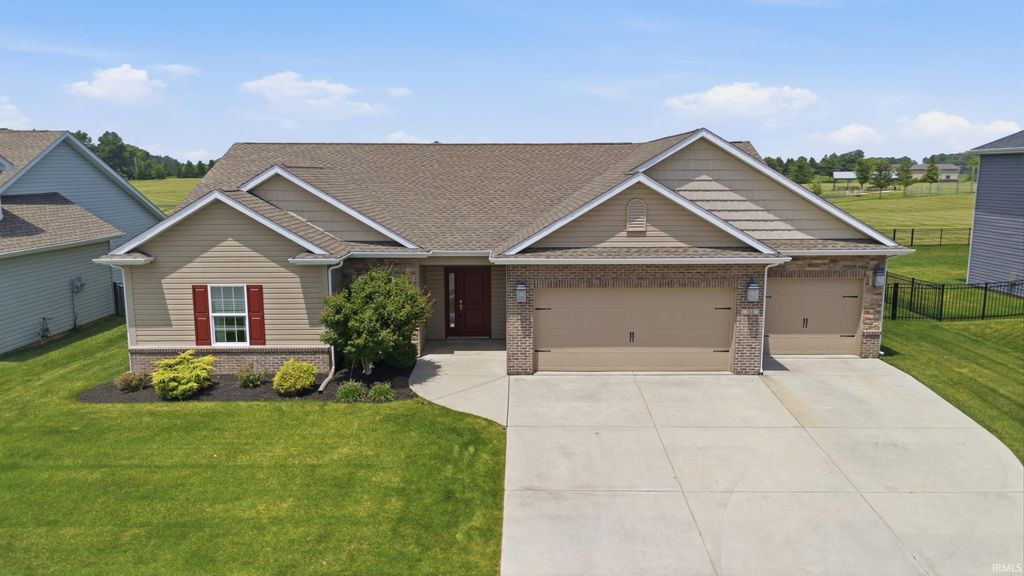 386 W Big Pine Drive, West Lafayette, IN 47906