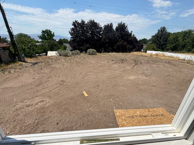 1676 S LAKEWOOD DR, Orem, UT 84058