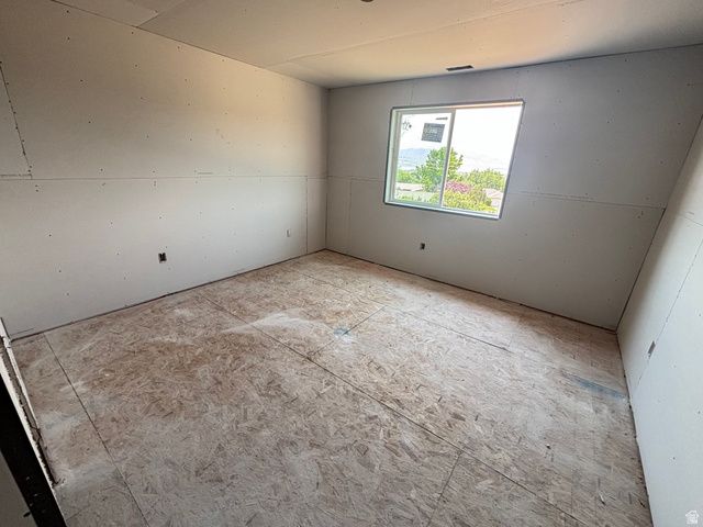 1676 S LAKEWOOD DR, Orem, UT 84058