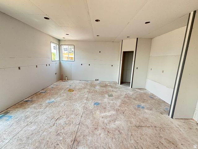 1676 S LAKEWOOD DR, Orem, UT 84058