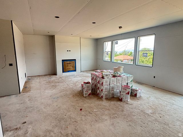 1676 S LAKEWOOD DR, Orem, UT 84058