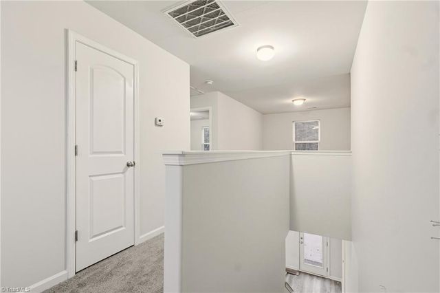 2773 Stonefield Crossing Drive, Winston-salem, NC 27107