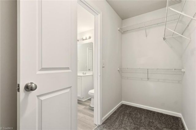 2773 Stonefield Crossing Drive, Winston-salem, NC 27107