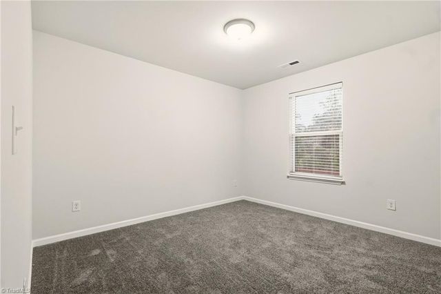 2773 Stonefield Crossing Drive, Winston-salem, NC 27107