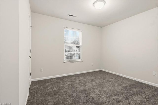 2773 Stonefield Crossing Drive, Winston-salem, NC 27107