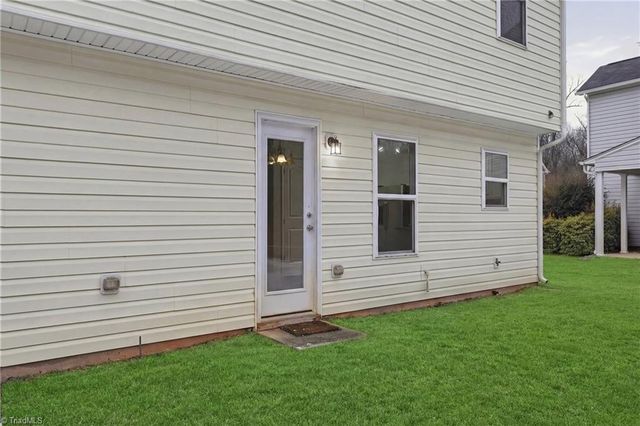 2773 Stonefield Crossing Drive, Winston-salem, NC 27107