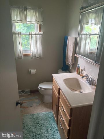 504 SPRING HOUSE RD, Camp Hill, PA 17011