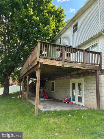 504 SPRING HOUSE RD, Camp Hill, PA 17011
