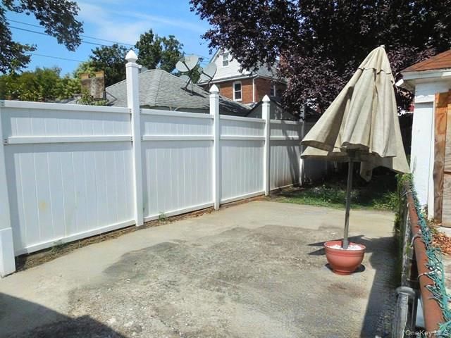 89-07 Vanderveer Street, Queens Village, NY 11427