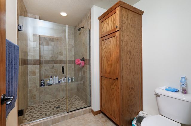 422 Stonegate Court SW, Altoona, IA 50009