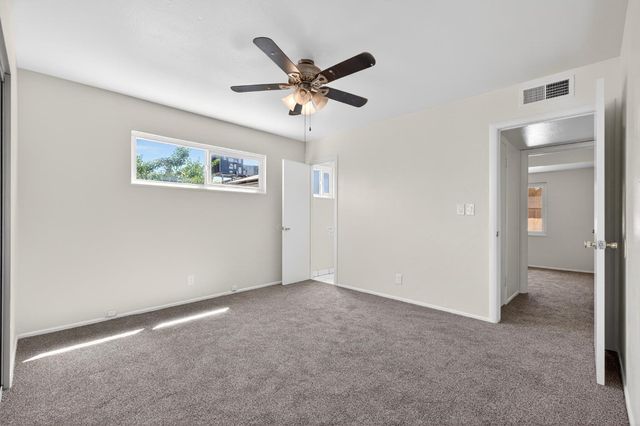 4462 N Van Dyke Avenue, Fresno, CA 93705