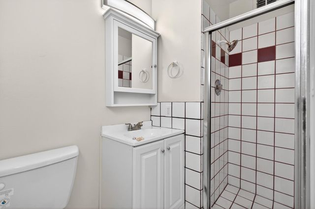 4462 N Van Dyke Avenue, Fresno, CA 93705