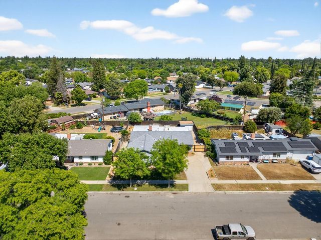 4462 N Van Dyke Avenue, Fresno, CA 93705