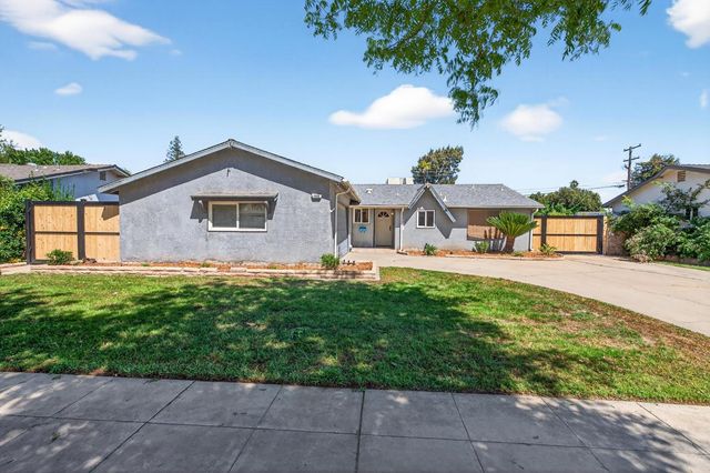 4462 N Van Dyke Avenue, Fresno, CA 93705