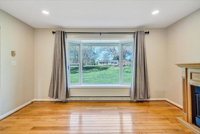 930 Farmington RD, Hardy, VA 24101