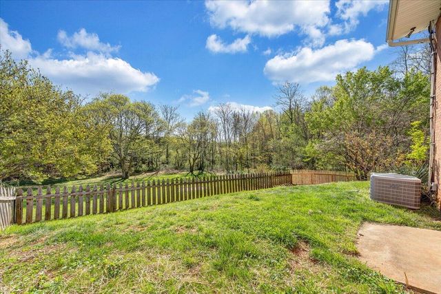 930 Farmington RD, Hardy, VA 24101