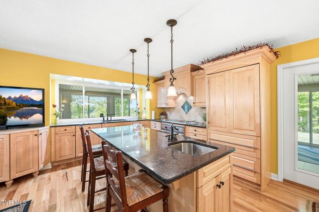 308 Scenic Drive, Lebanon, VA 24266