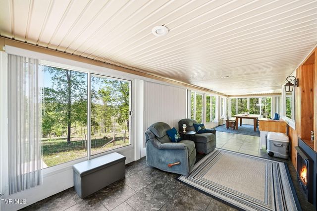 308 Scenic Drive, Lebanon, VA 24266