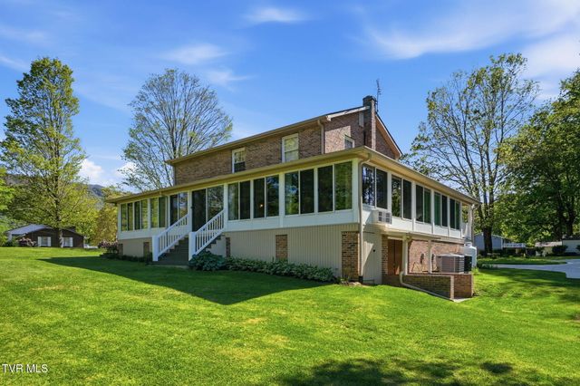 308 Scenic Drive, Lebanon, VA 24266