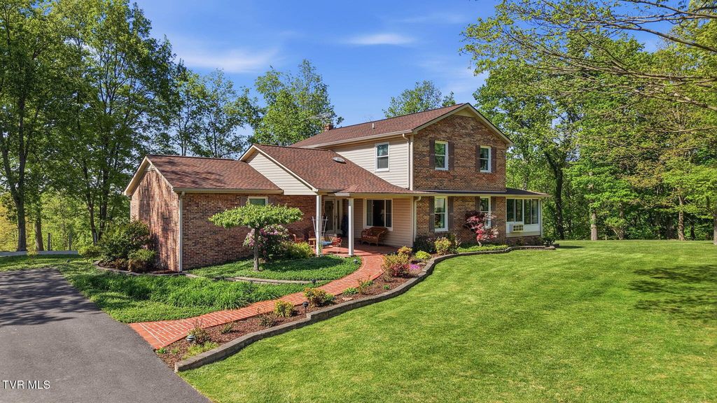308 Scenic Drive, Lebanon, VA 24266