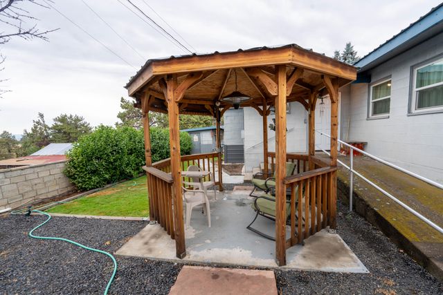 6160 NW 10th Street, Terrebonne, OR 97760