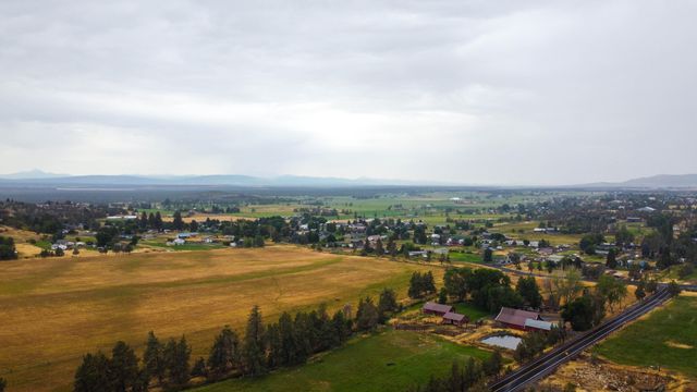 6160 NW 10th Street, Terrebonne, OR 97760