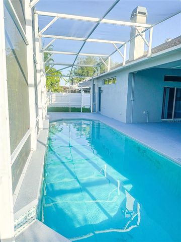 123 GOLF COURSE PARKWAY, Davenport, FL 33837