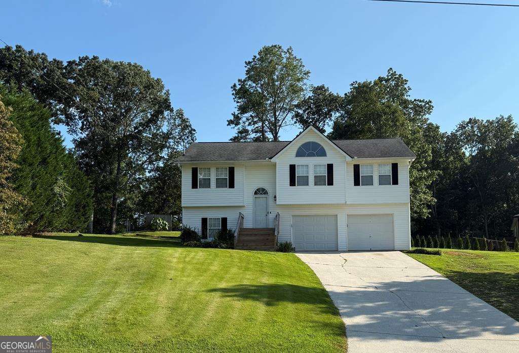207 Salley Duke Drive, Whitesburg, GA 30185
