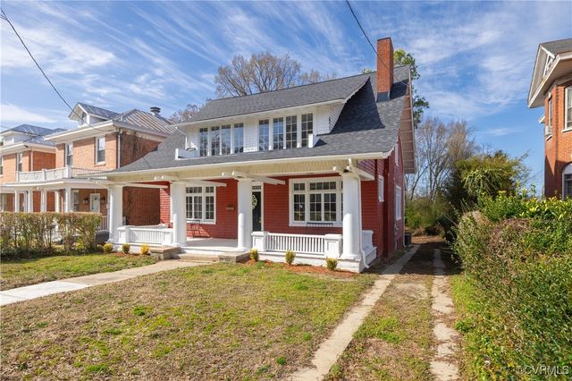 105 Shore St, Petersburg, VA 23803