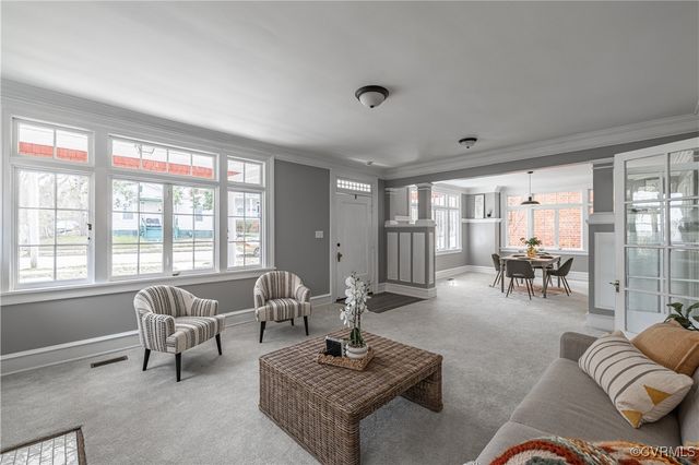 105 Shore St, Petersburg, VA 23803