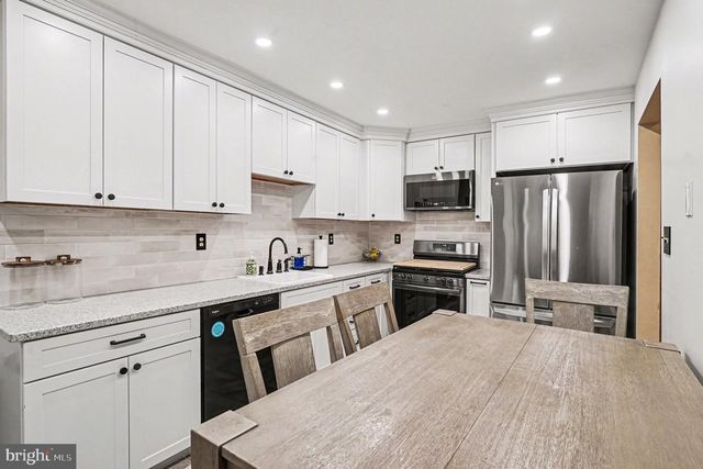 98 FORREST CT, Royersford, PA 19468