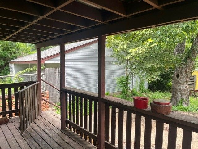 106 Lawrence Avenue, Terrell, TX 75160