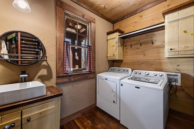 351 Toccoa Preserve Lane, Blue Ridge, GA 30513