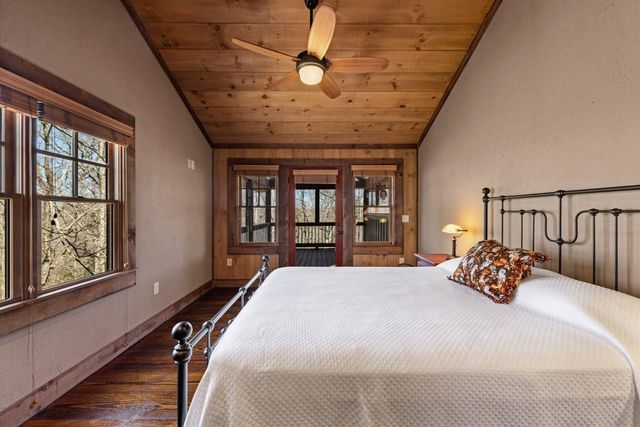 351 Toccoa Preserve Lane, Blue Ridge, GA 30513