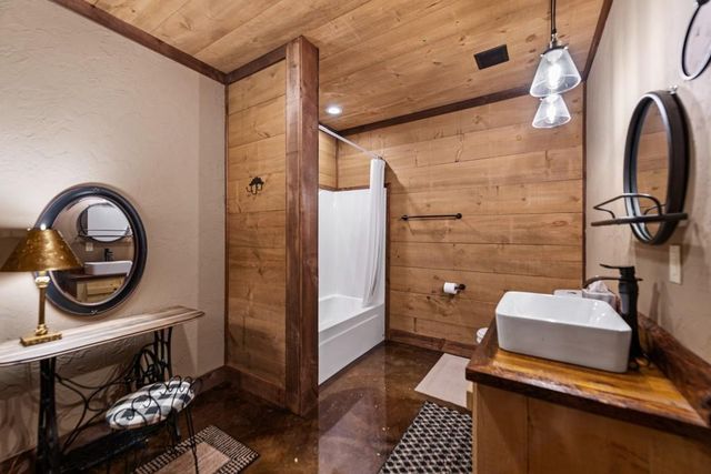 351 Toccoa Preserve Lane, Blue Ridge, GA 30513