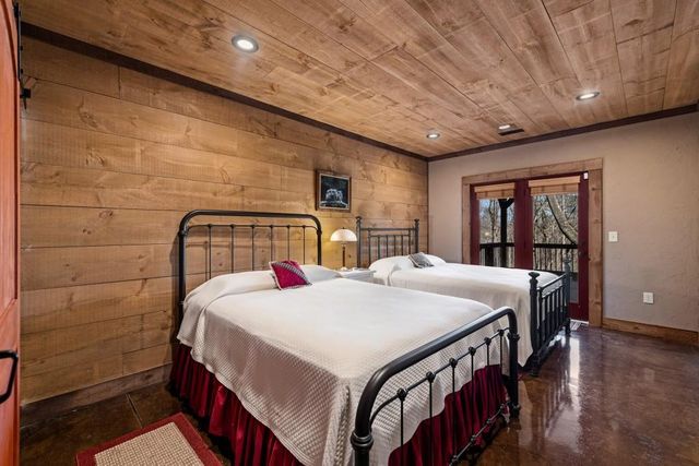 351 Toccoa Preserve Lane, Blue Ridge, GA 30513