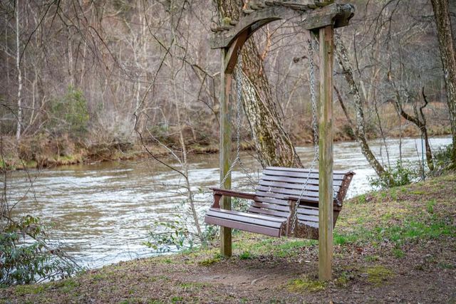 351 Toccoa Preserve Lane, Blue Ridge, GA 30513