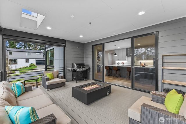 2717 220th Place SW, Brier, WA 98036