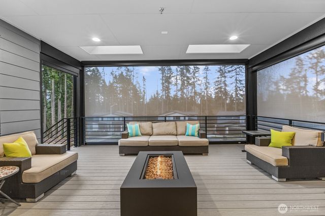 2717 220th Place SW, Brier, WA 98036